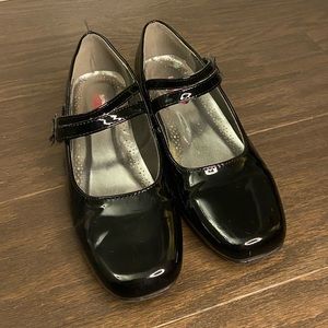 Girls patent style dress shoes - US size 1